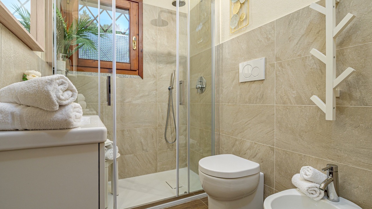 Photo of Bathroom in Tiriddo