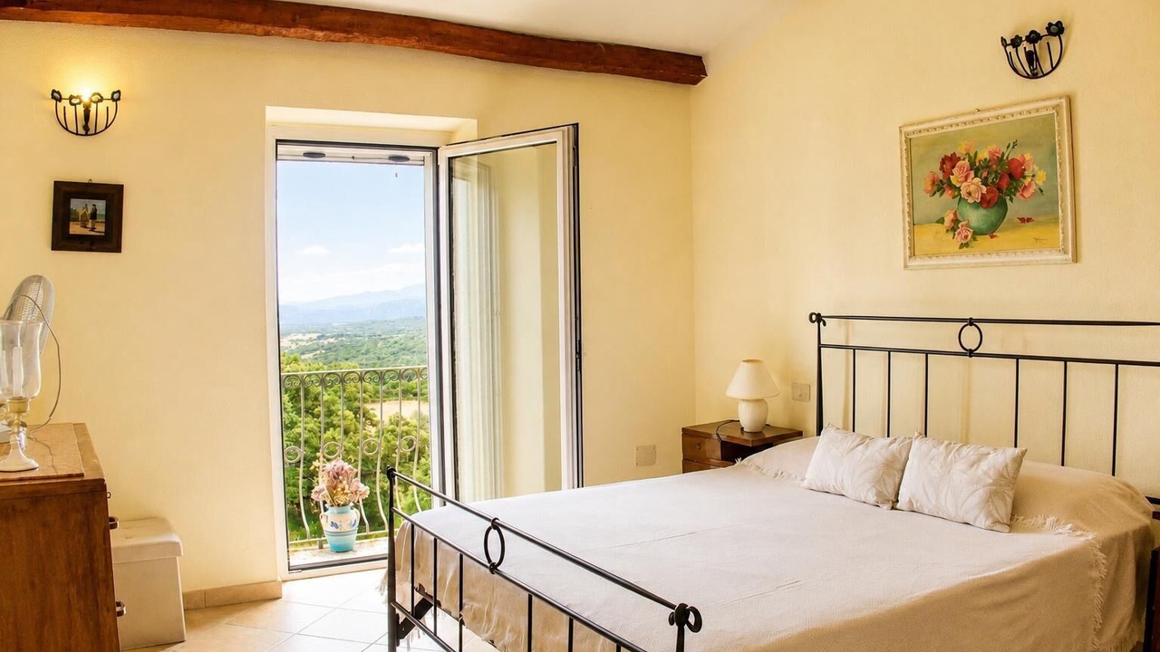 Photo of Bedroom in Calangianus