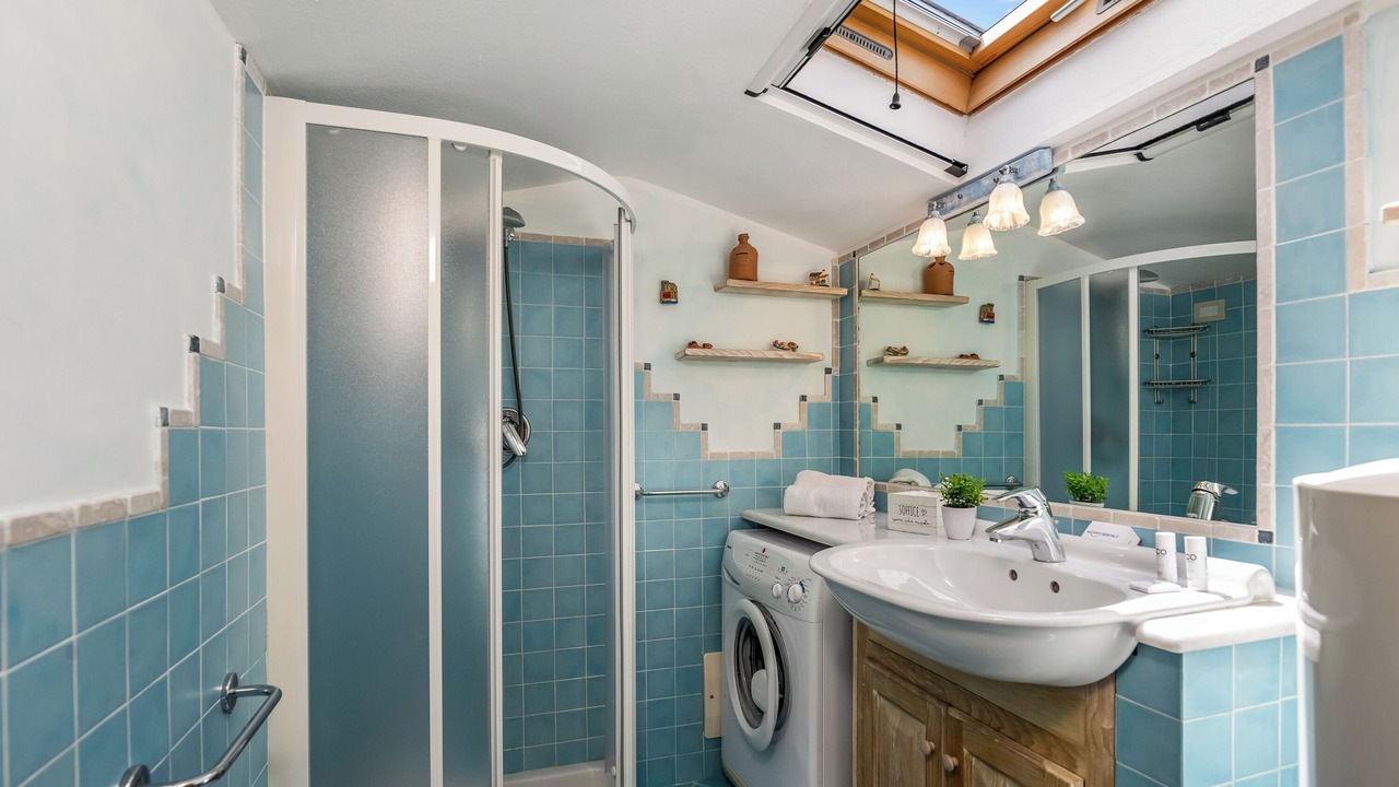 Photo of Bathroom in Golfo di Marinella