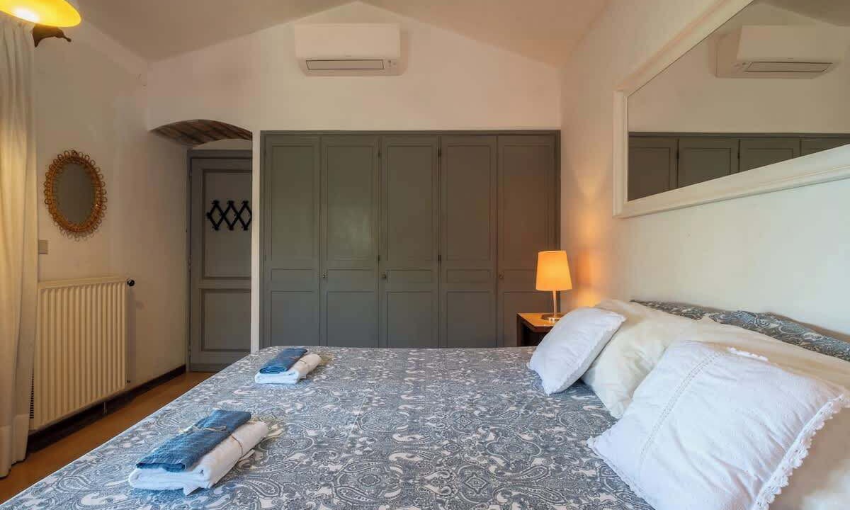 Photo of Bedroom in Tiriddo