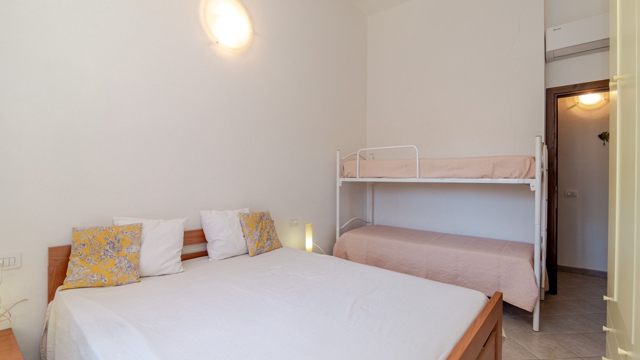Photo of Bedroom in Monte Petrosu