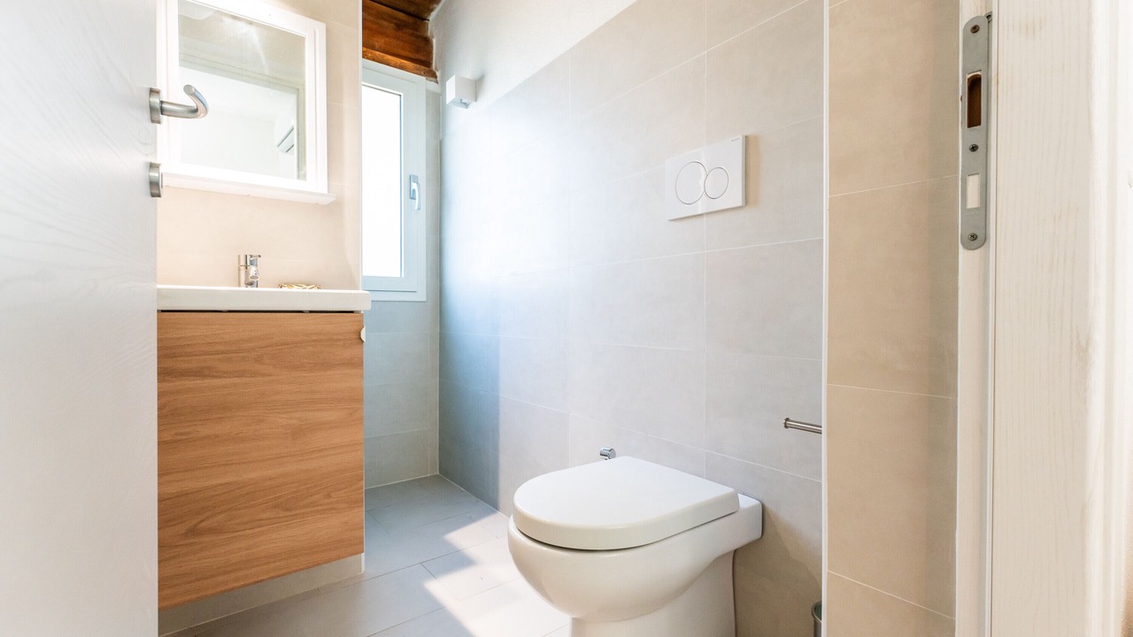 Photo of Bathroom in Notteri