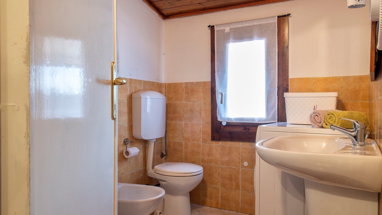 Photo of Bathroom in Sennori