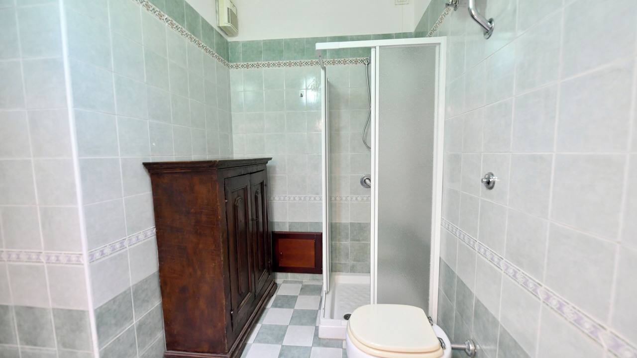 Photo of Bathroom in Oristano Historic Centre