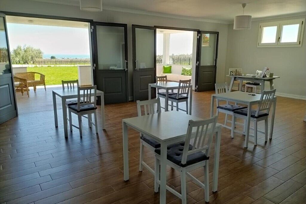 Photo of Others in Vasto