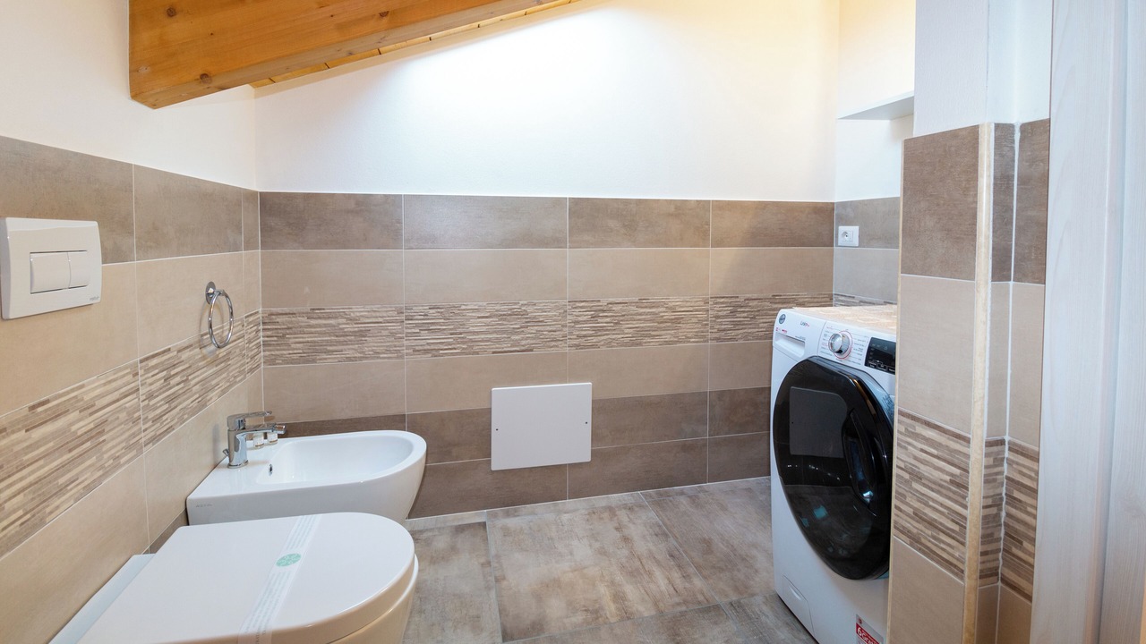 Photo of Bathroom in Oristano Historic Centre