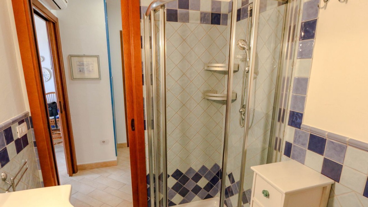 Photo of Bathroom in Cala Gonone