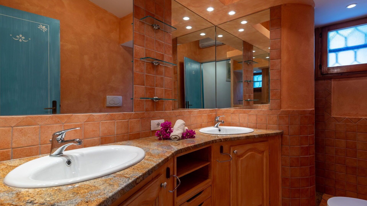 Photo of Bathroom in Osseddu