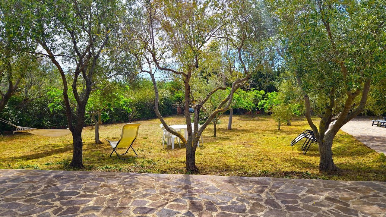 Photo of Patio Balcony in Orosei