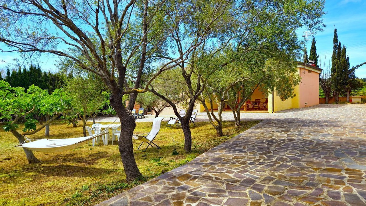 Photo of Patio Balcony in Orosei