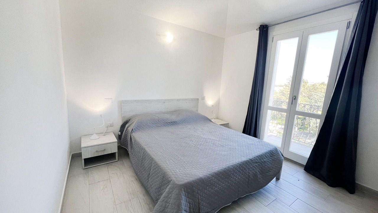Photo of Bedroom in La Maddalena
