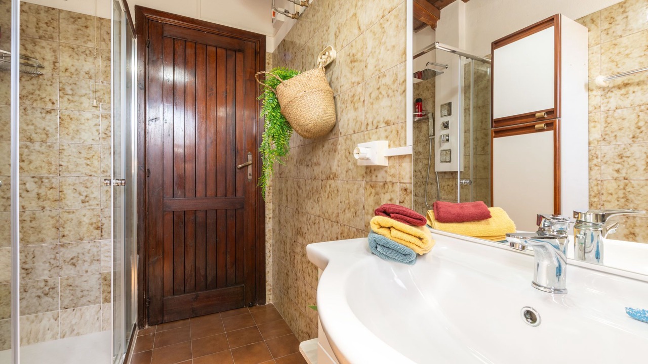 Photo of Bathroom in S'oru e Mari