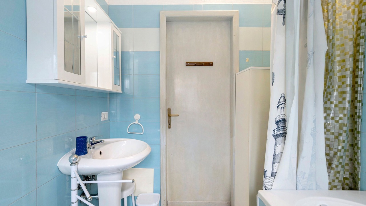 Photo of Bathroom in La Maddalena