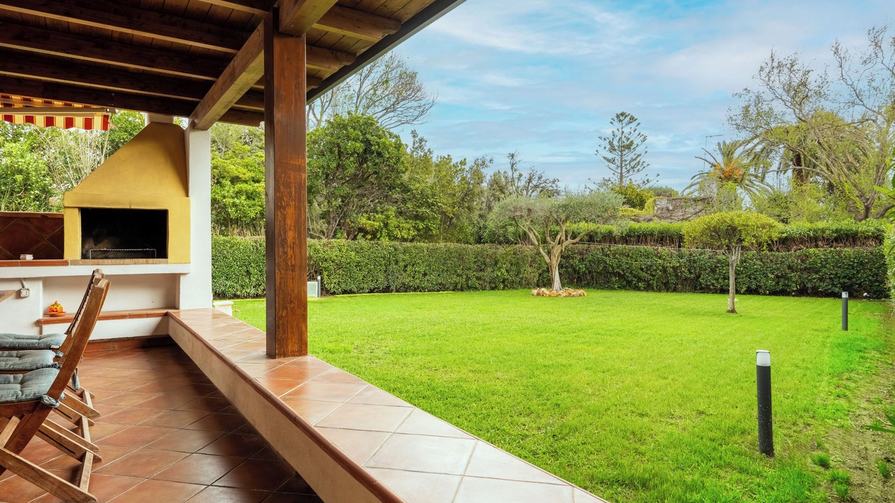 Photo of Patio Balcony in Geremeas