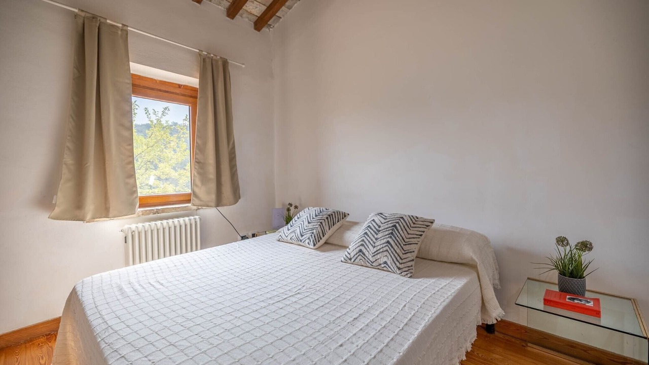 Photo of Bedroom in Montefiore Conca