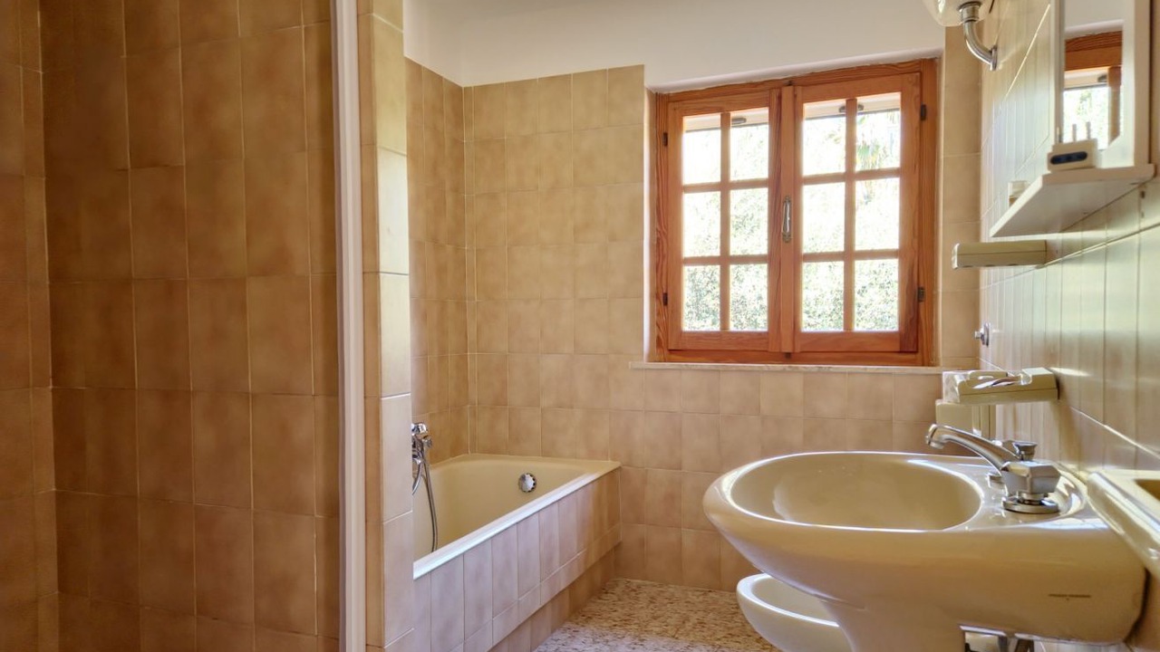 Photo of Bathroom in Sas Linnas Siccas