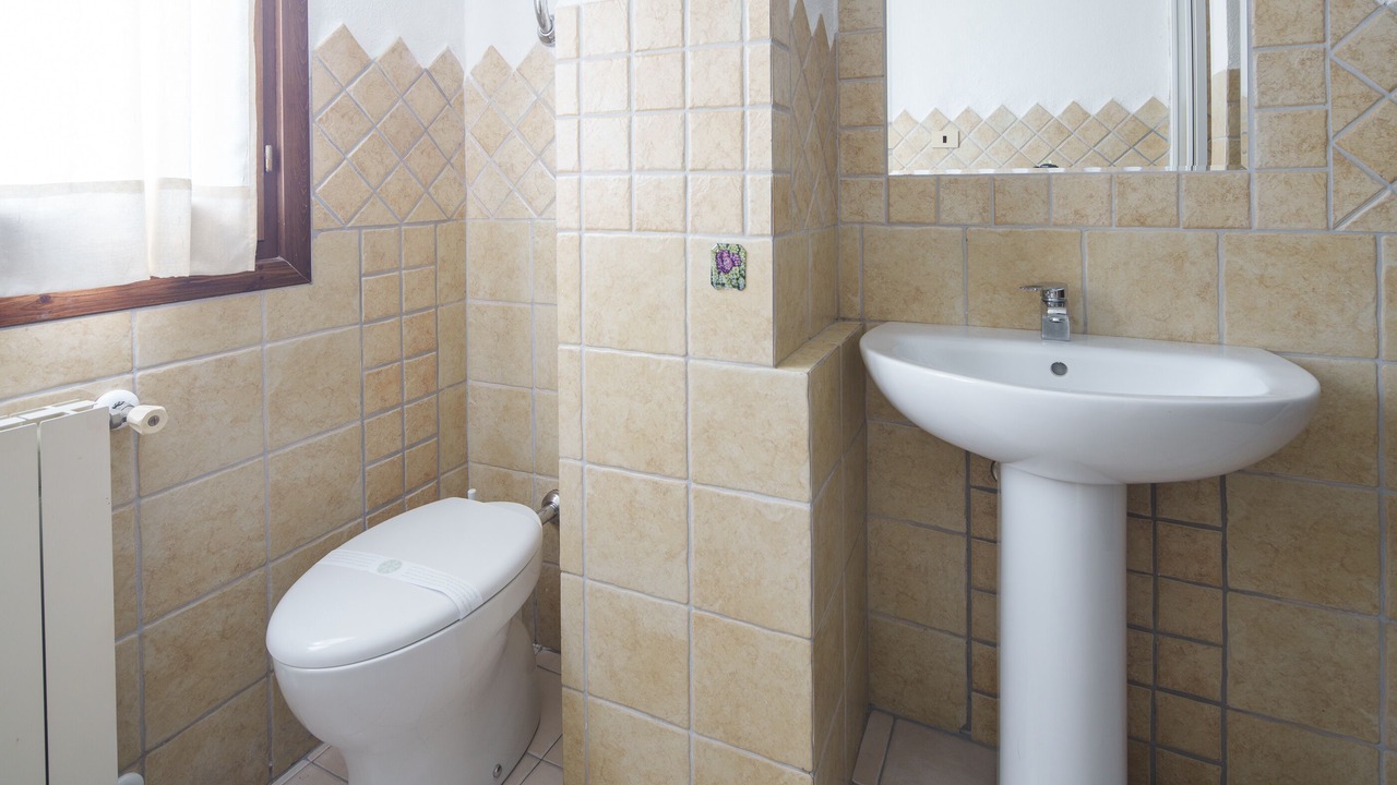 Photo of Bathroom in Tiriddo