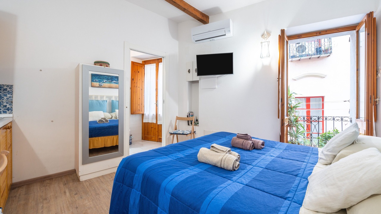 Photo of Bedroom in Cagliari