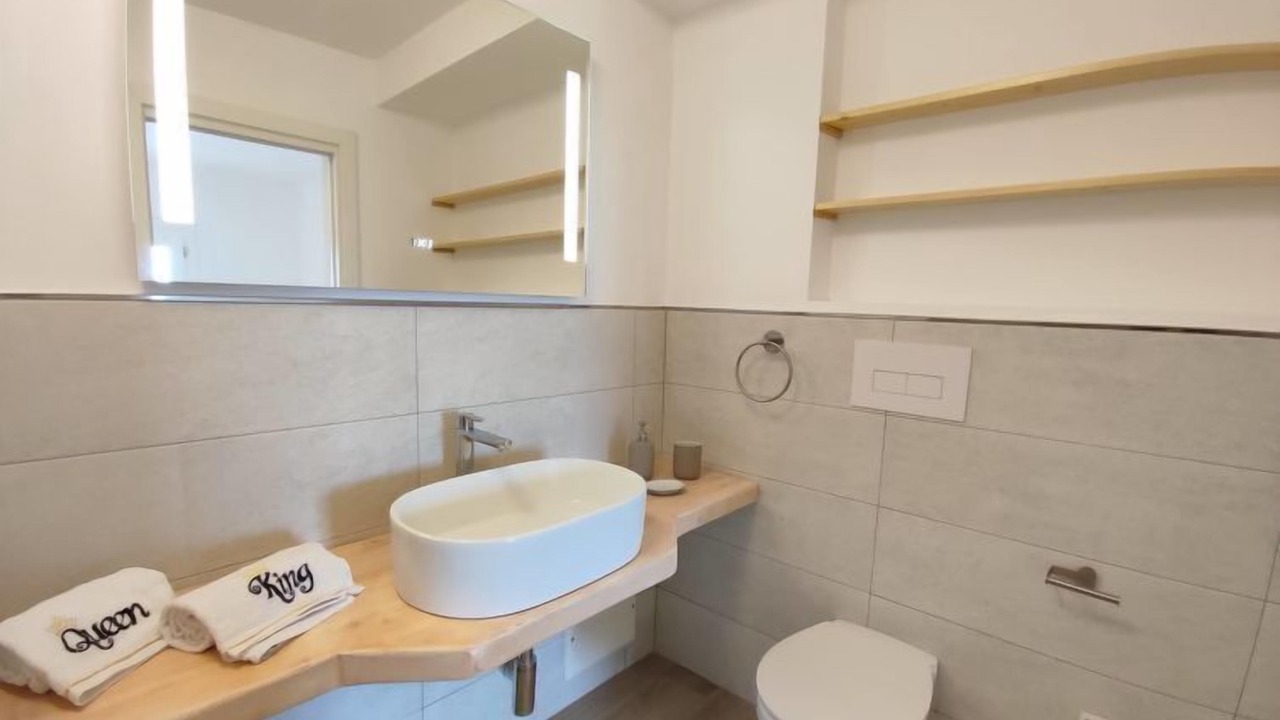 Photo of Bathroom in Tiriddo