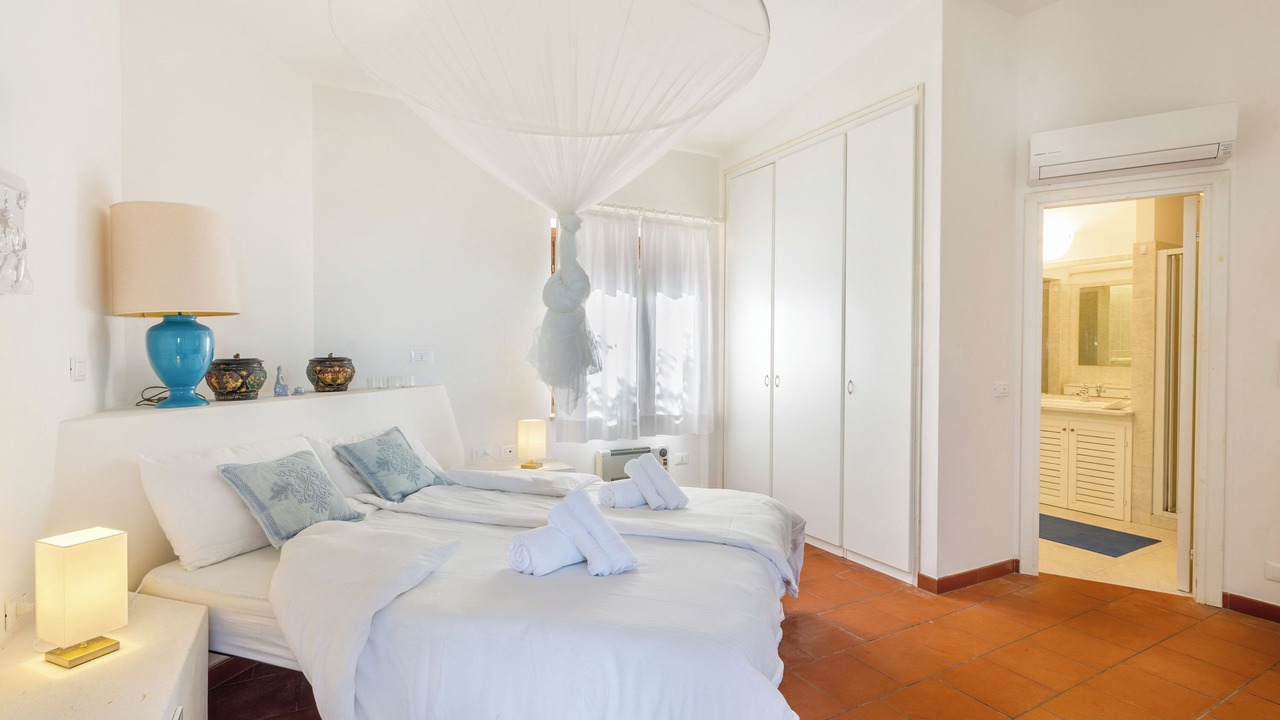 Photo of Bedroom in Costa Paradiso
