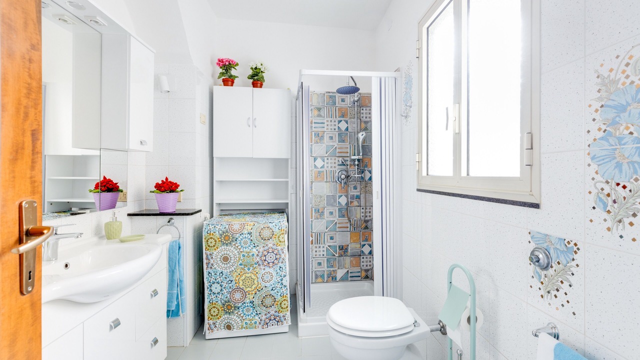 Photo of Bathroom in Oristano Historic Centre