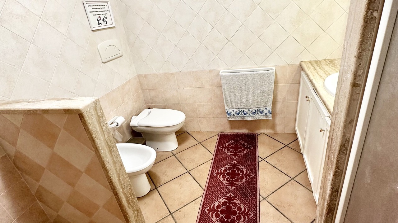Photo of Bathroom in Campulongu