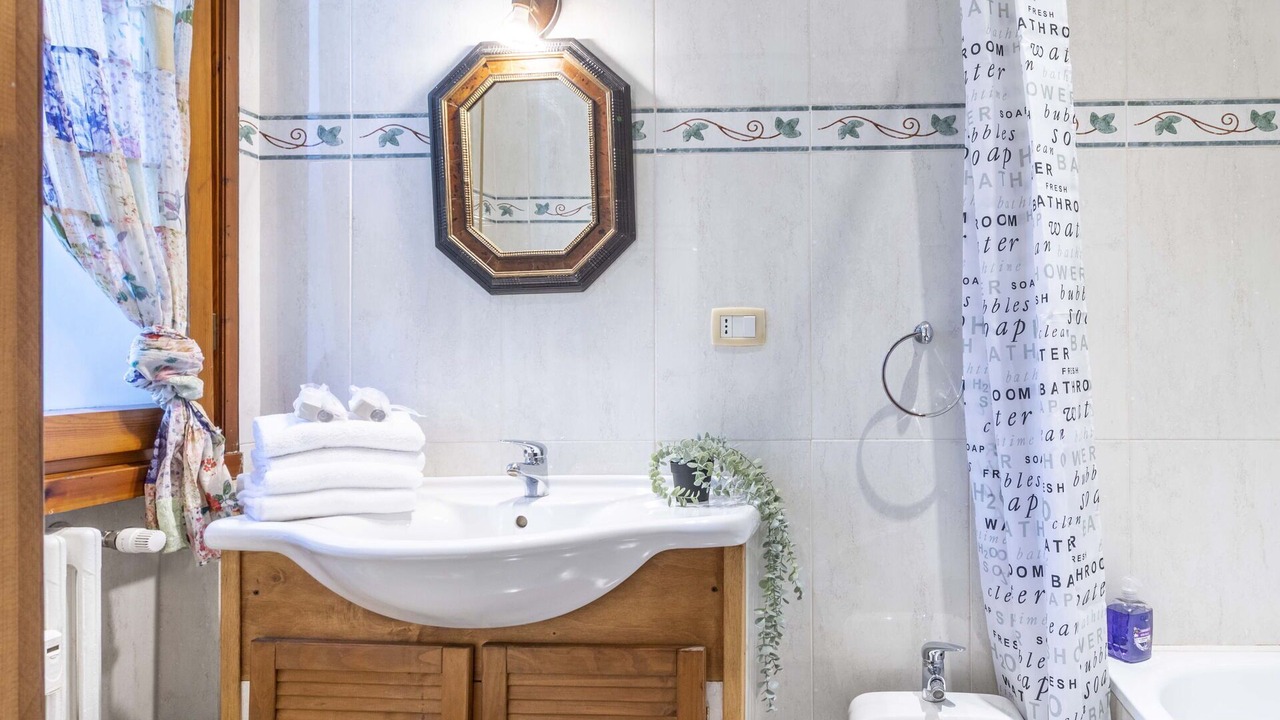 Photo of Bathroom in Isolotto