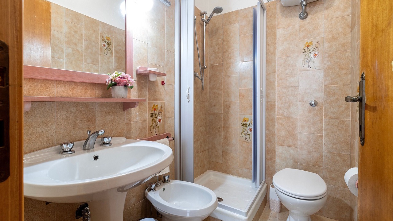 Photo of Bathroom in Castelsardo Historic Centre