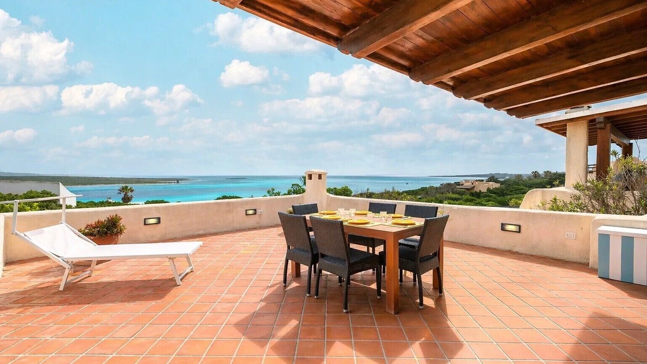 Photo of Outdoor in La Pelosa
