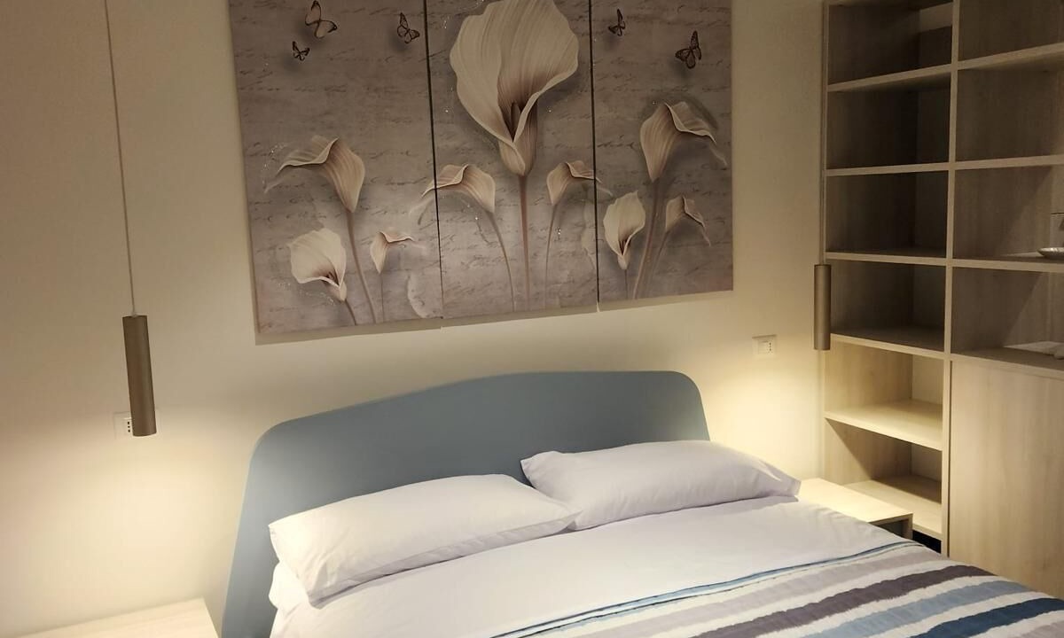 Photo of Bedroom in Marina District