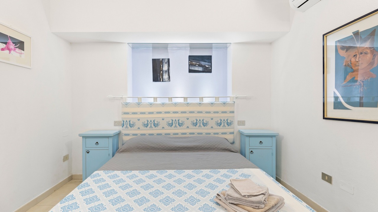 Photo of Bedroom in Oristano Historic Centre