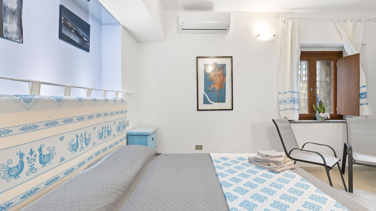 Photo of Bedroom in Oristano Historic Centre