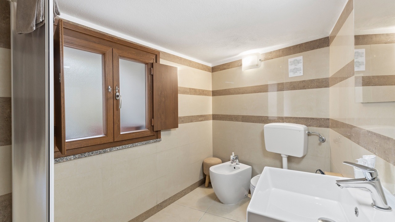 Photo of Bathroom in Oristano Historic Centre