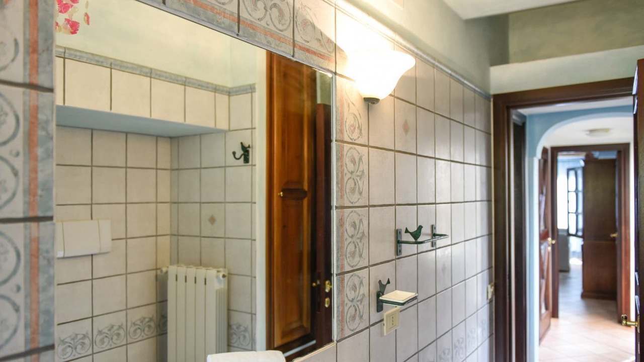 Photo of Bathroom in Nuoro