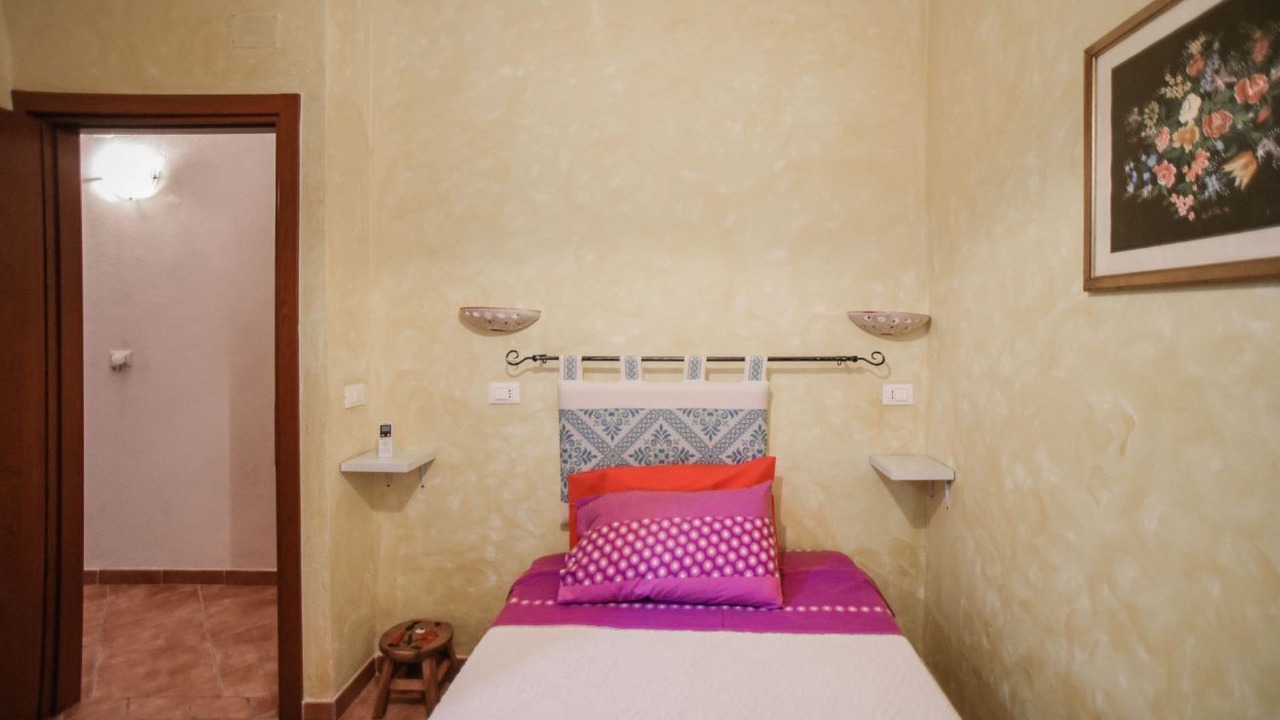 Photo of Bedroom in Oliena