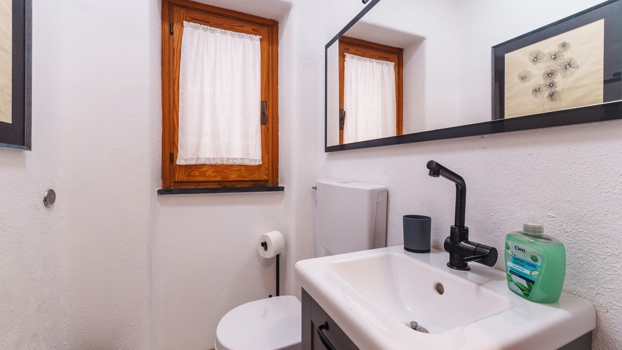 Photo of Bathroom in Portobello