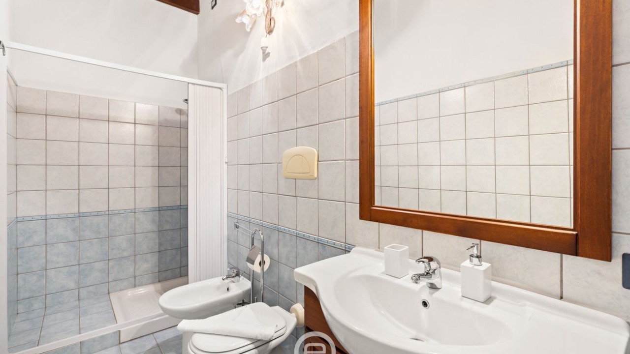Photo of Bathroom in Oristano Historic Centre