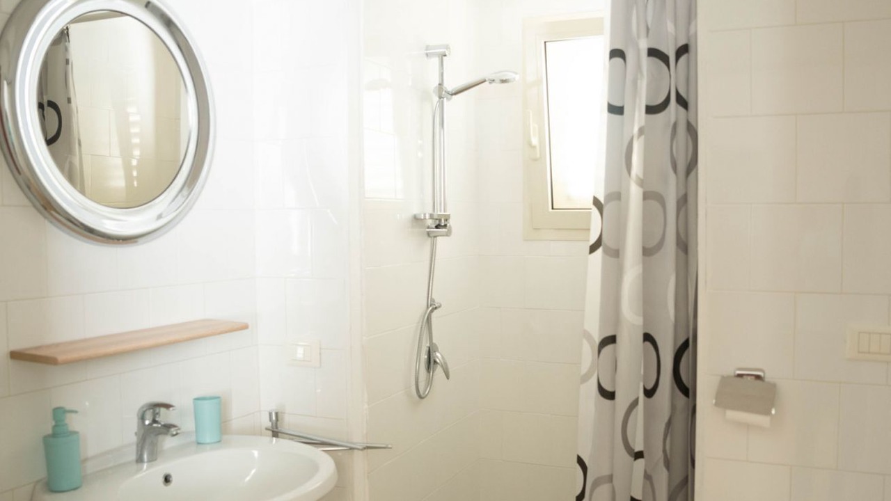 Photo of Bathroom in Loculi
