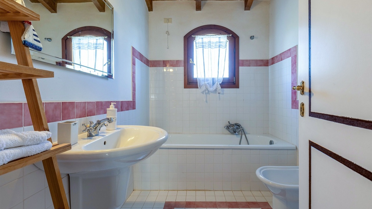 Photo of Bathroom in Stintino