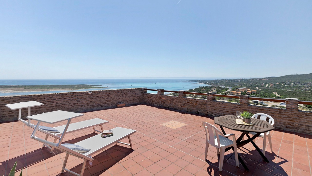 Photo of Outdoor in La Pelosa