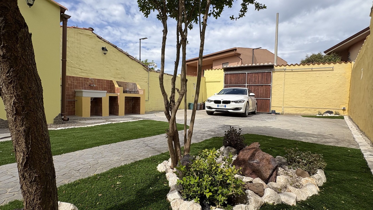 Photo of Outdoor in Nurachi