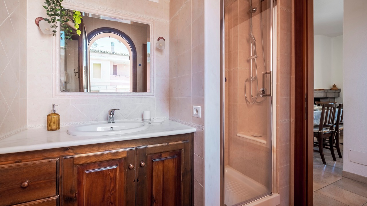 Photo of Bathroom in S'oru e Mari