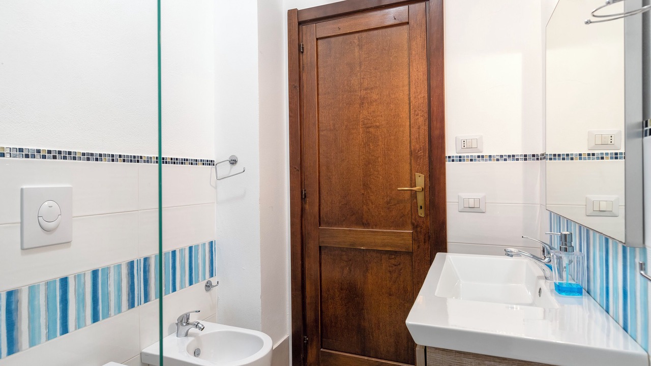 Photo of Bathroom in Lido