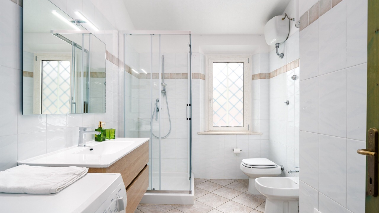 Photo of Bathroom in Orosei