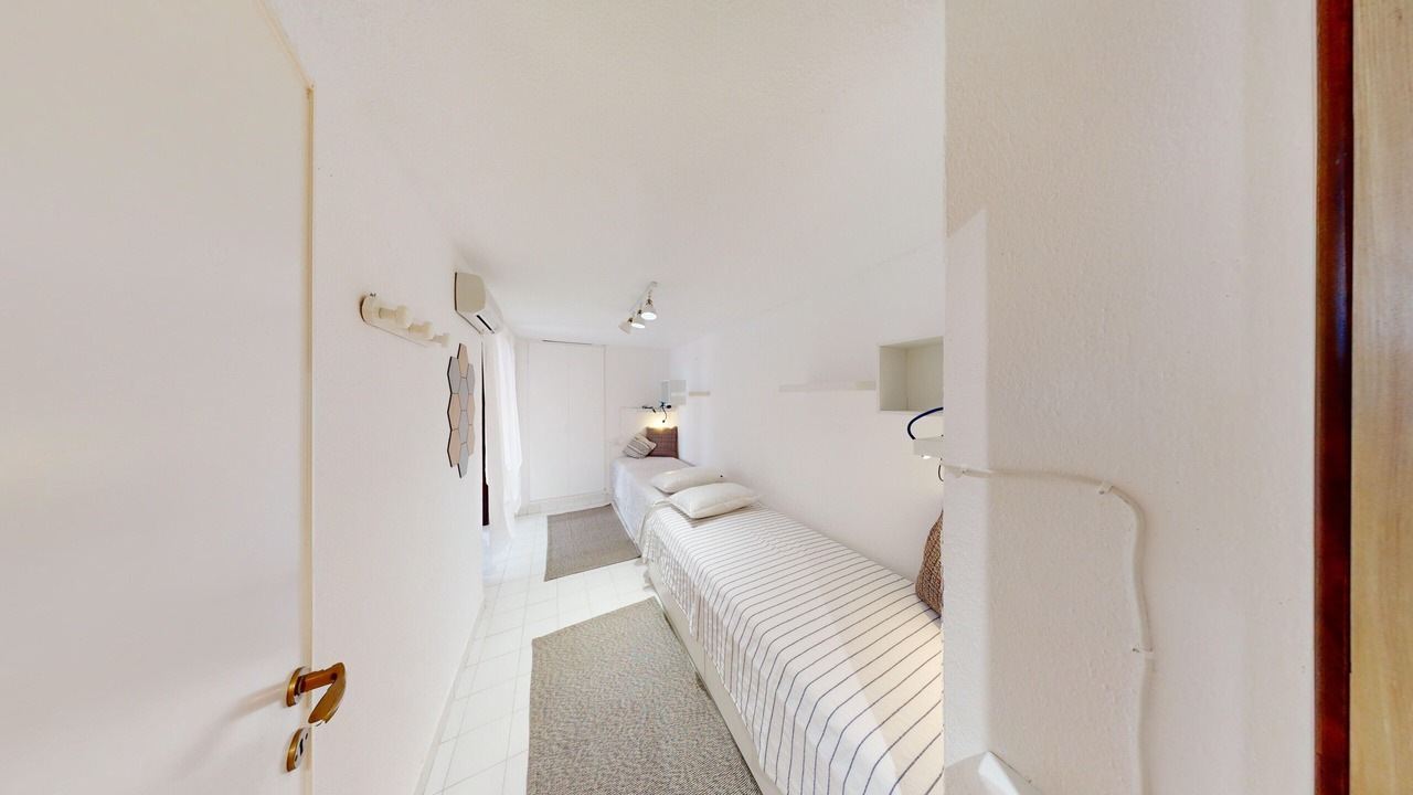 Photo of Bedroom in Campulongu