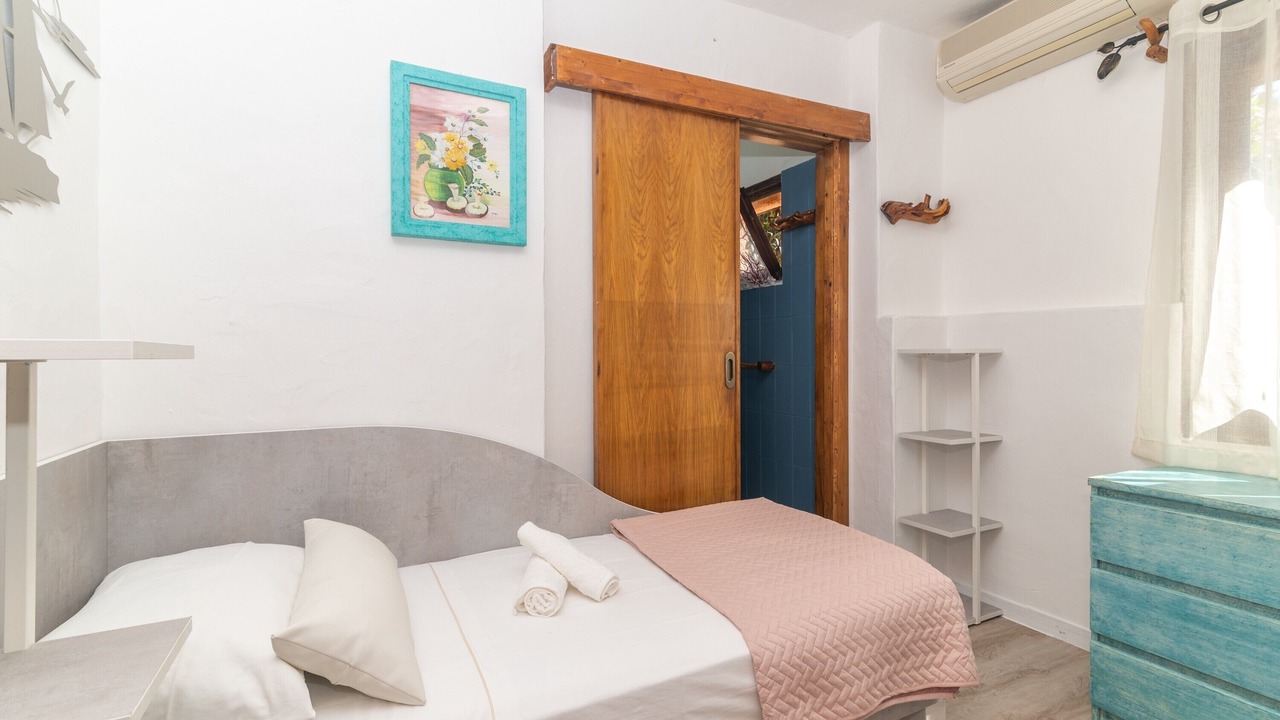 Photo of Bedroom in Baja Sardinia