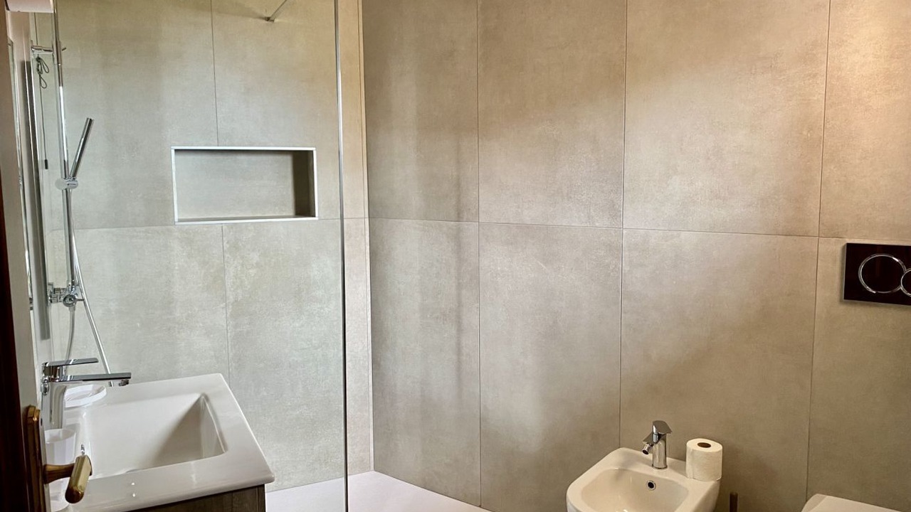Photo of Bathroom in Baia Caddinas