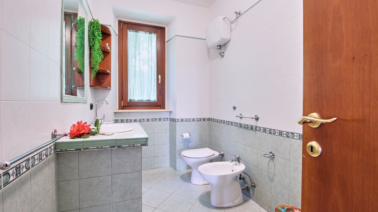Photo of Bathroom in Poggio San Vicino