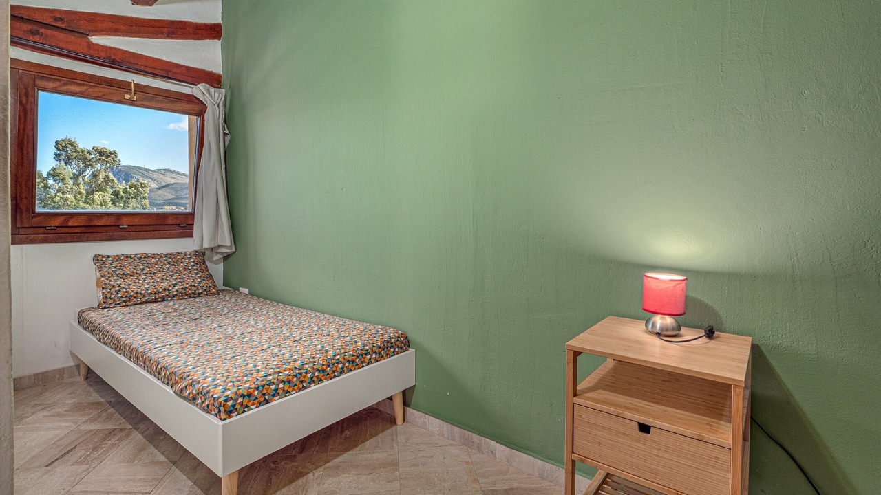 Photo of Bedroom in Baia Caddinas