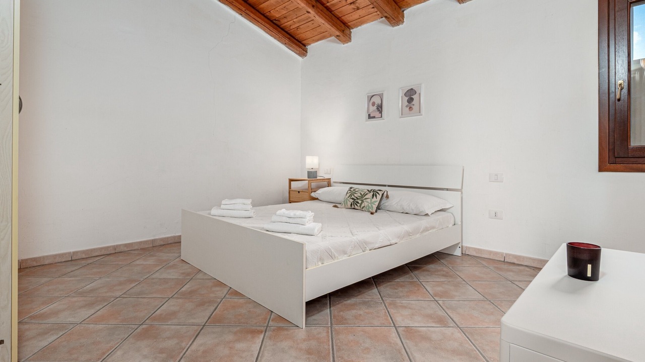 Photo of Bedroom in Baia Caddinas